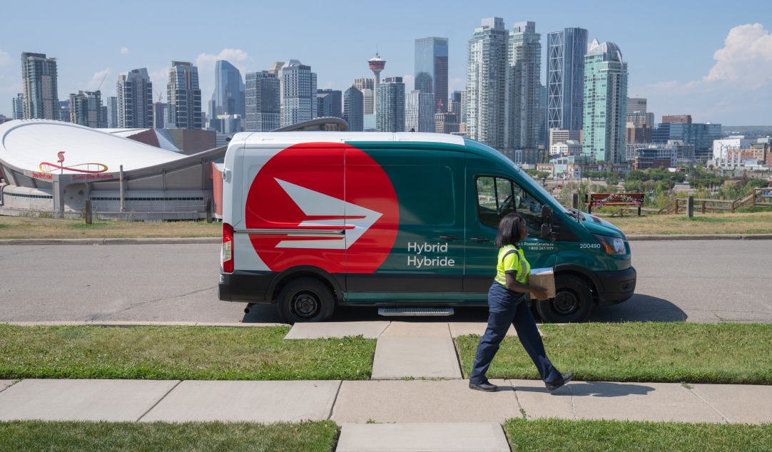 Canada Post records $205-million loss before tax in first quarter