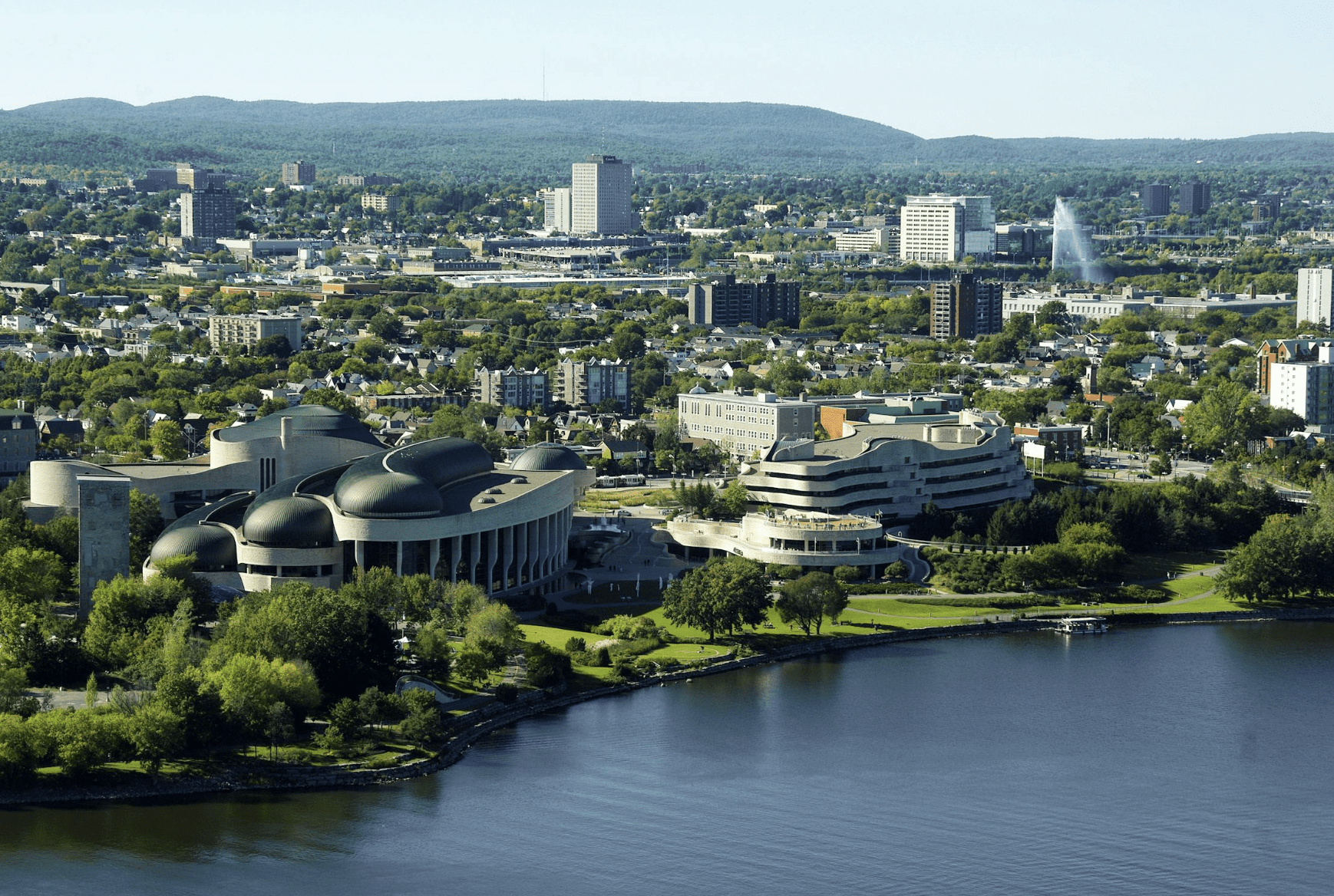 Canadian account deficit widens: Statistics Canada